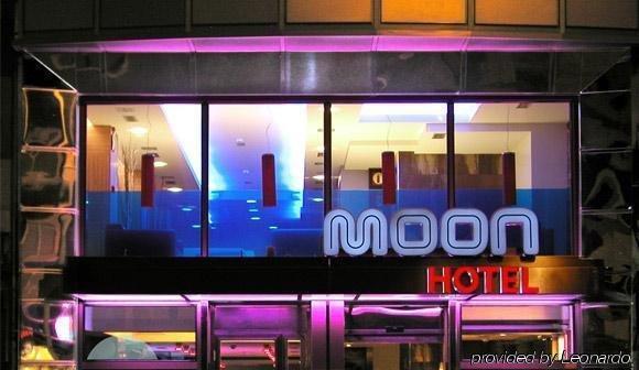 Hotel Moon Ла Коруня Екстериор снимка